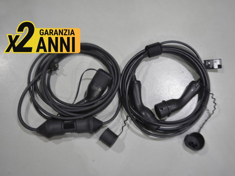 13 - Volvo XC40 1.5 t4 recharge plug-in-hybrid inscription expression geartronic my21