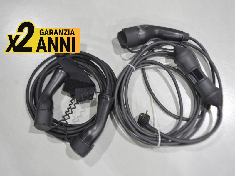 13 - Volvo XC40 1.5 t4 recharge plug-in-hybrid inscription expression geartronic my21