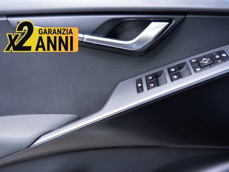 13 - Kia Niro 1.6 gdi hybrid business dct6