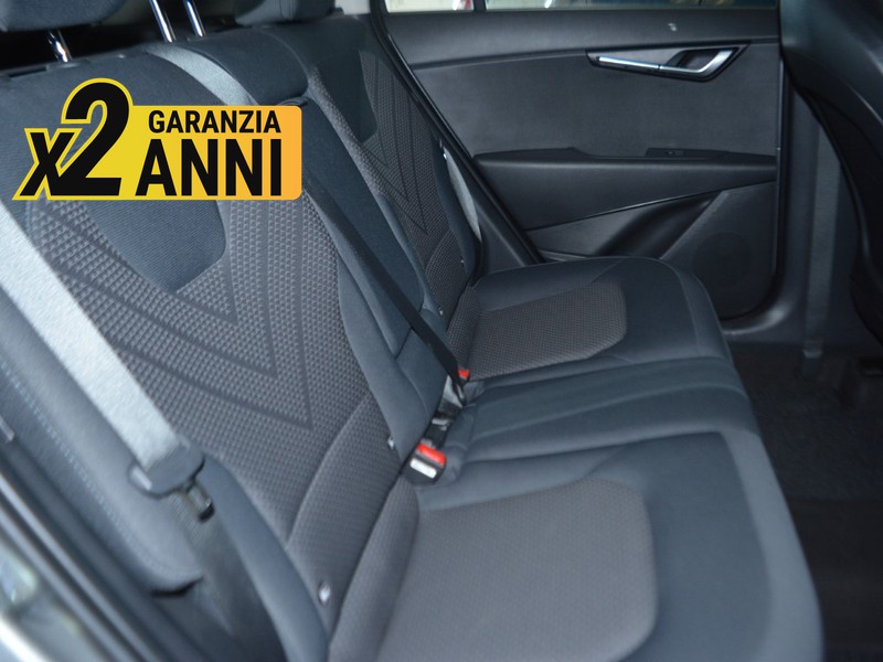 7 - Kia Niro 1.6 gdi hybrid business dct6