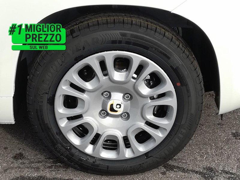 13 - Fiat Panda 1.0 firefly hybrid 70cv s&s
