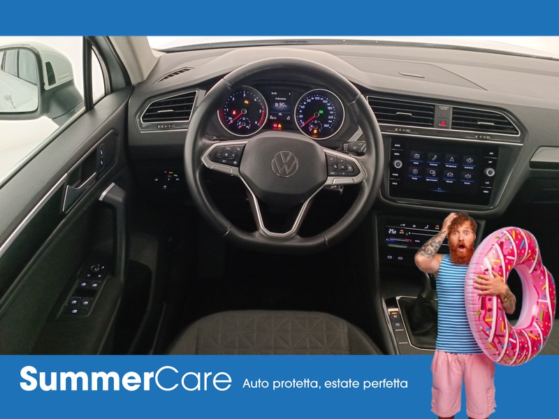 7 - Volkswagen Tiguan 2.0 tdi scr 150cv life dsg