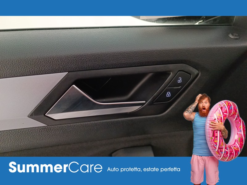 19 - Volkswagen T-Roc 2.0 tdi scr 115cv life