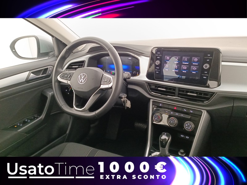 7 - Volkswagen T-Roc 1.5 tsi act life dsg
