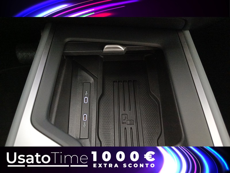 13 - Volkswagen Passat 1.5 etsi act 150cv business