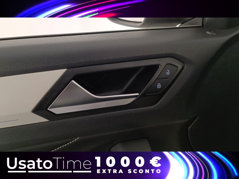 19 - Volkswagen T-Roc cabriolet 1.0 tsi 110cv style