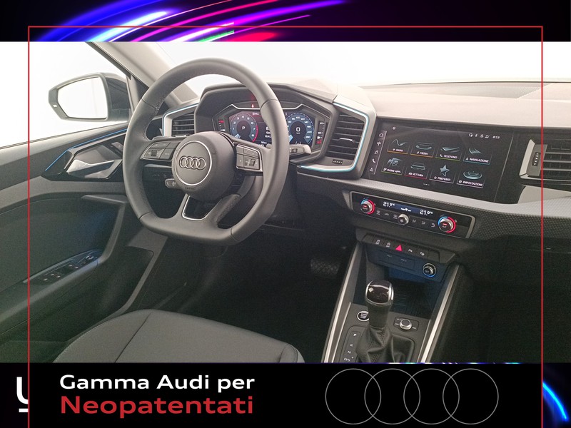 7 - Audi A1 sportback 30 1.0 tfsi 116cv s line edition s tronic