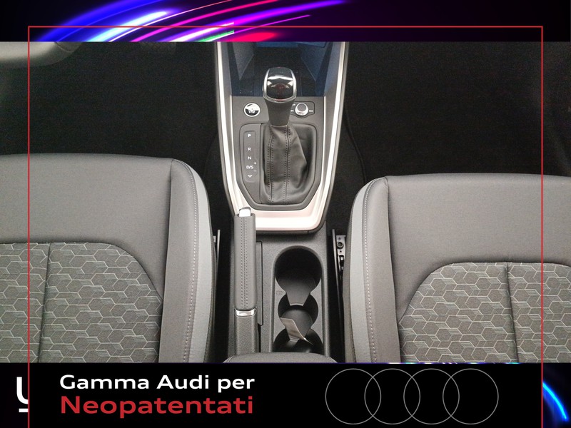 13 - Audi A1 sportback 30 1.0 tfsi 116cv s line edition s tronic