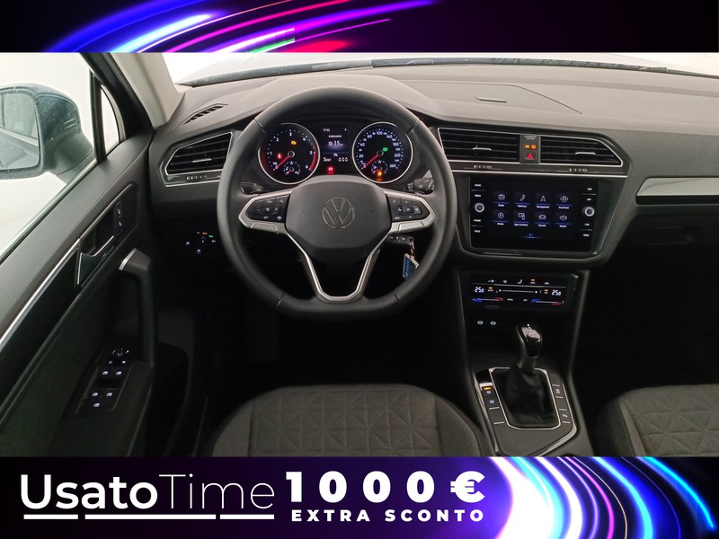 7 - Volkswagen Tiguan 2.0 tdi scr 150cv life dsg