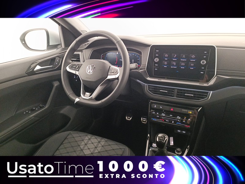 7 - Volkswagen T-Cross 1.0 tsi 115cv r-line
