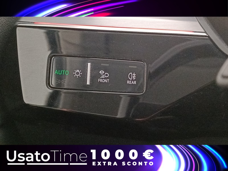 19 - Audi e-tron sportback 50 business quattro cvt