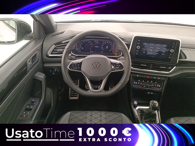 7 - Volkswagen T-Roc 1.0 tsi 110cv r line