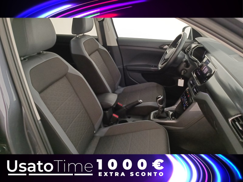 19 - Volkswagen T-Cross 1.0 tsi 110cv advanced