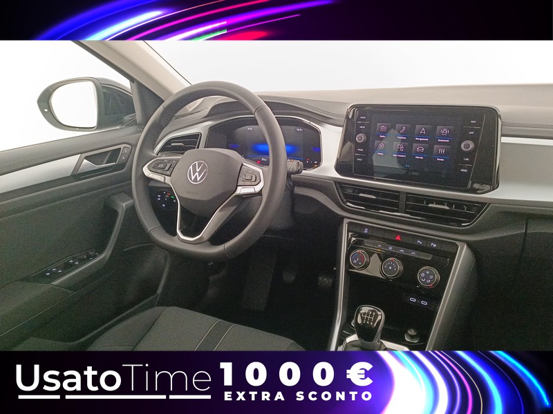 7 - Volkswagen T-Roc 1.0 tsi 115cv life