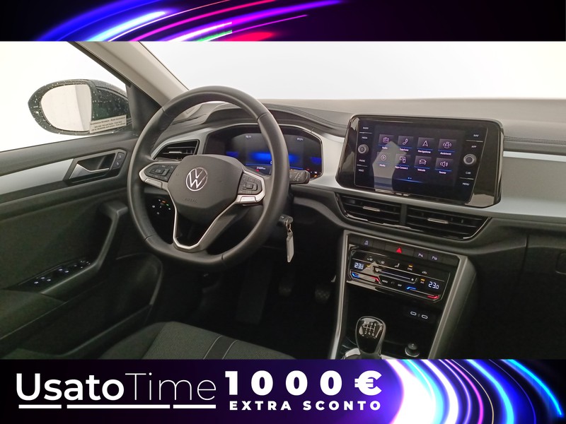 7 - Volkswagen T-Roc 2.0 tdi scr 115cv life