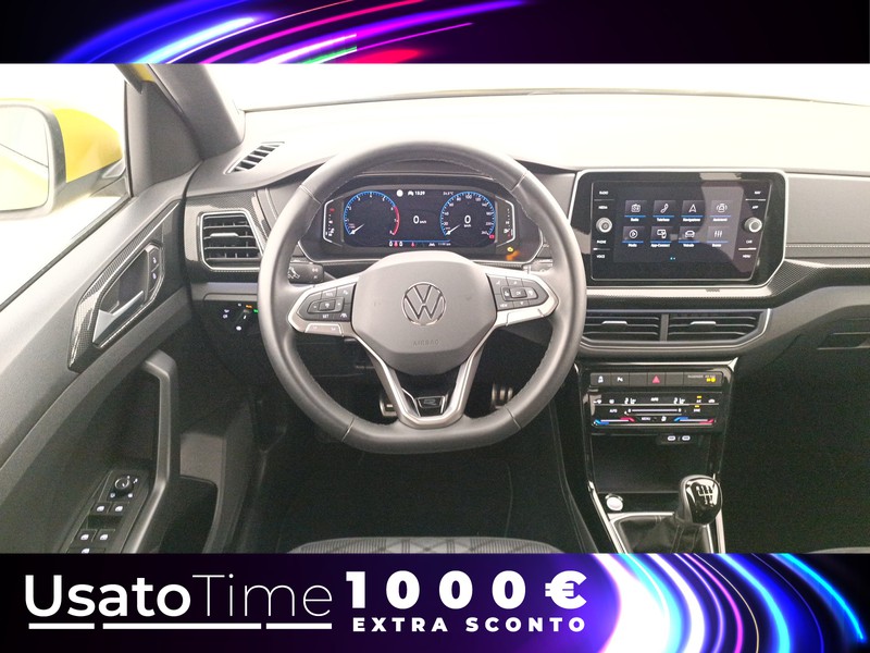 7 - Volkswagen T-Cross 1.0 tsi 115cv r-line