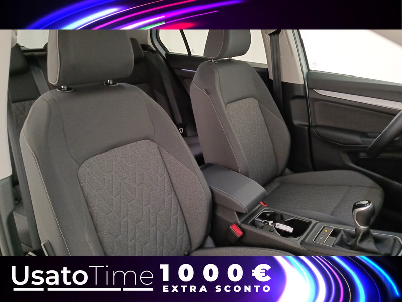 19 - Volkswagen Golf 1.5 tsi act 150cv life