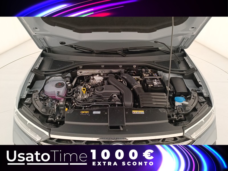 19 - Volkswagen T-Roc 1.5 tsi act r line dsg