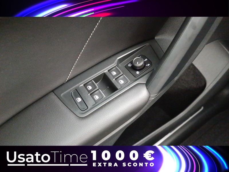 19 - Volkswagen Tiguan 2.0 tdi scr 150cv r-line dsg