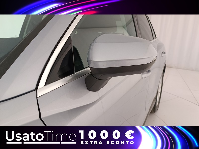 25 - Audi Q3 35 2.0 tdi business advanced s tronic