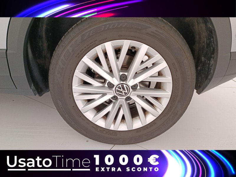 25 - Volkswagen T-Roc 1.5 tsi act life dsg