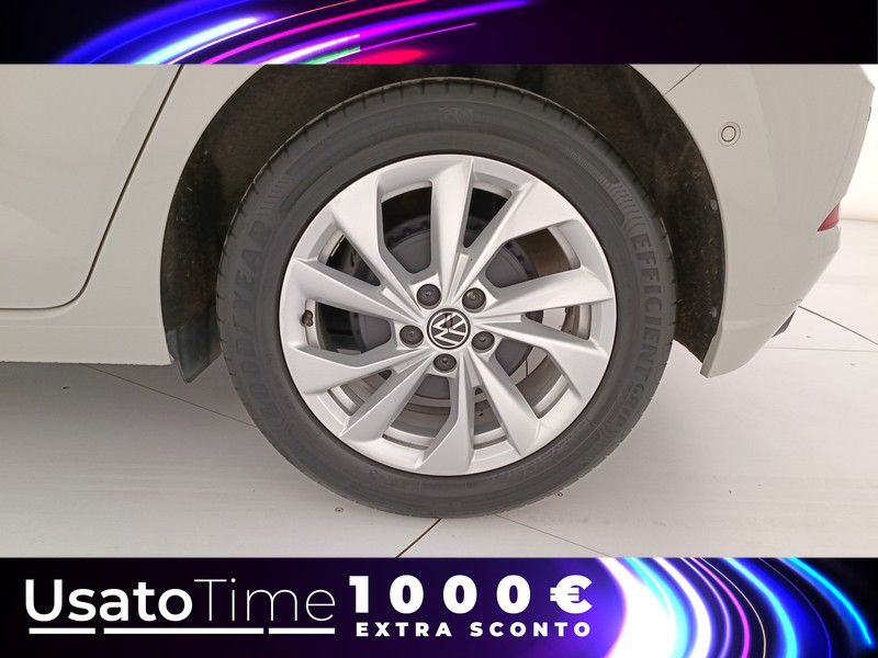 25 - Volkswagen Polo 1.0 tsi 95cv style