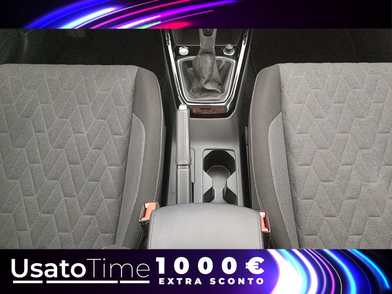 13 - Volkswagen T-Cross 1.0 tsi 115cv life dsg