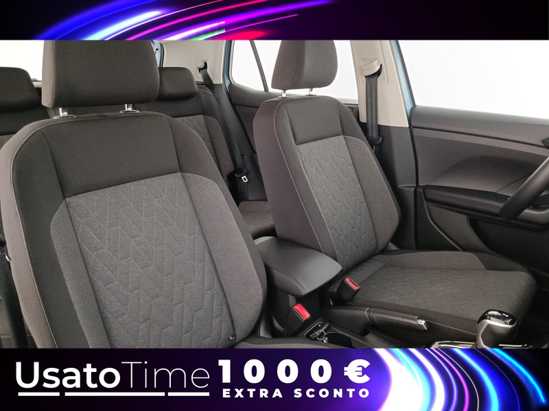 19 - Volkswagen T-Cross 1.0 tsi 115cv life dsg