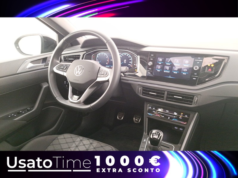 7 - Volkswagen Taigo 1.0 tsi 110cv r-line