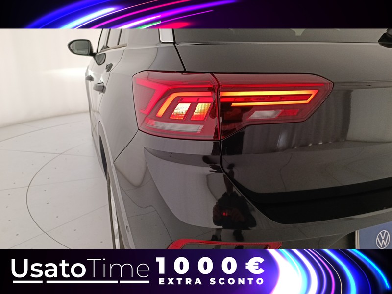 25 - Volkswagen T-Roc 1.5 tsi act edition plus