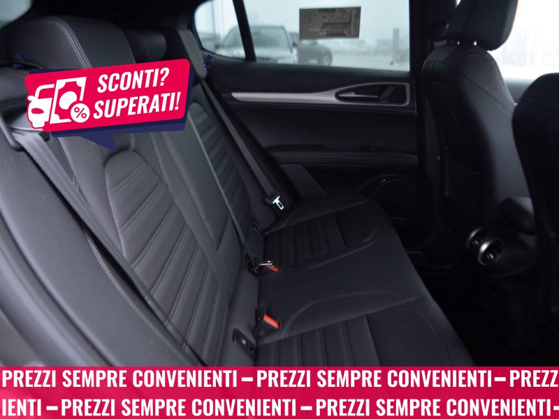 7 - Alfa Romeo Stelvio 2.2 turbo 210cv veloce q4 at8