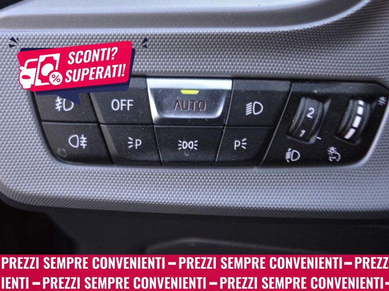 13 - BMW Serie 1 5 porte 116d scr business advantage dct