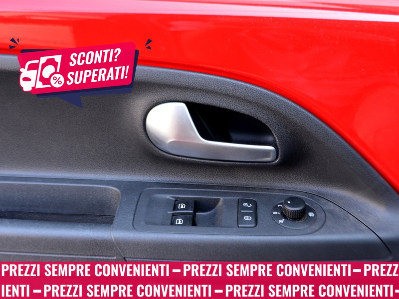 13 - Volkswagen e-up! 5 porte