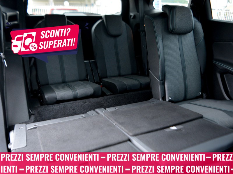 7 - Peugeot 5008 1.2 puretech turbo allure pack s&s