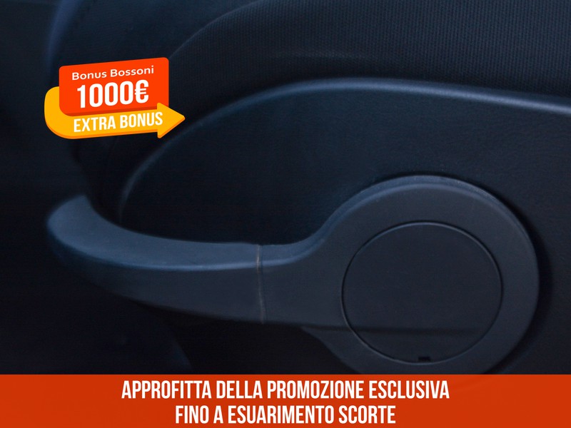 19 - Lancia Ypsilon 1.0 firefly hybrid 70cv platino s&s