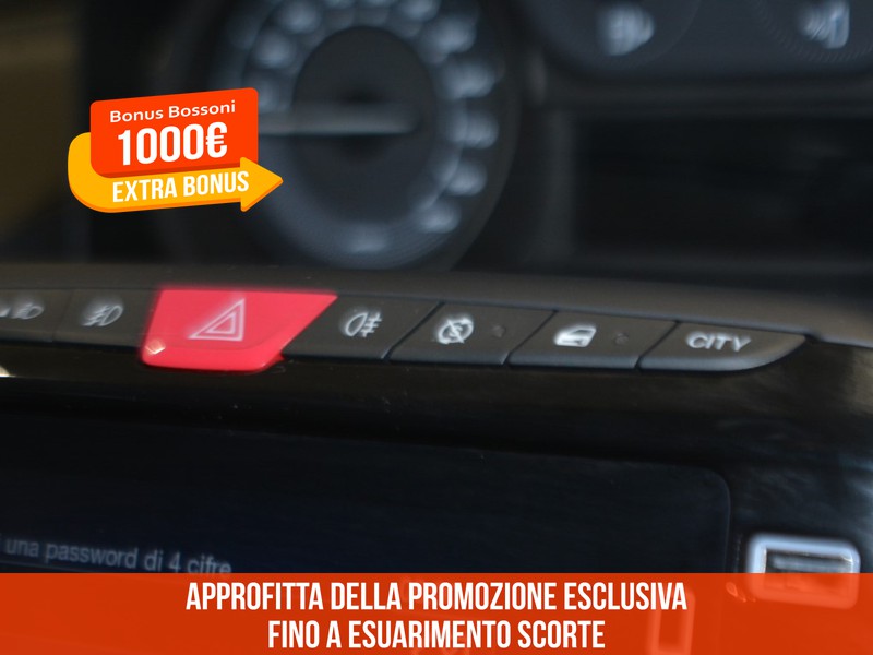 19 - Lancia Ypsilon 1.0 firefly hybrid 70cv platino s&s