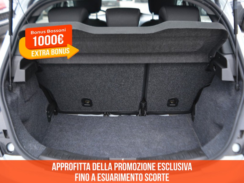 13 - Lancia Ypsilon 1.0 firefly hybrid 70cv platino s&s