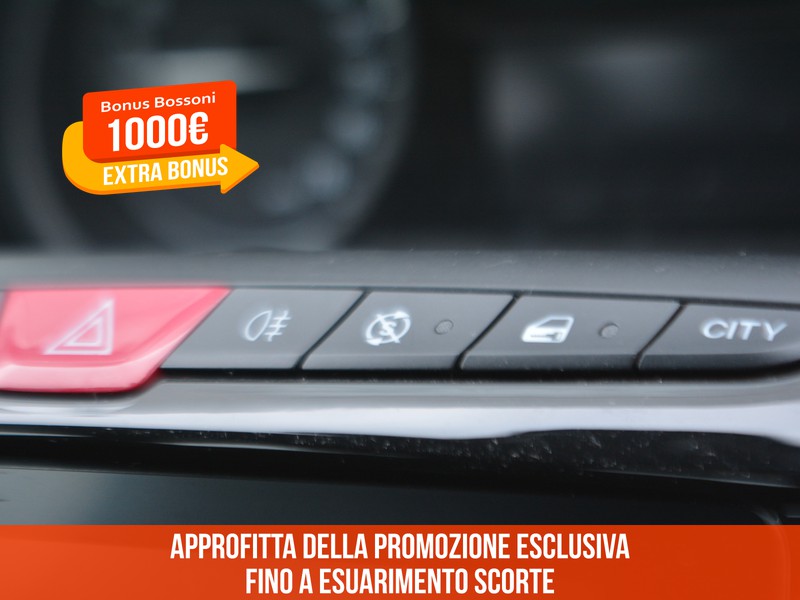 19 - Lancia Ypsilon 5 porte 1.0 firefly hybrid 70cv gold s&s