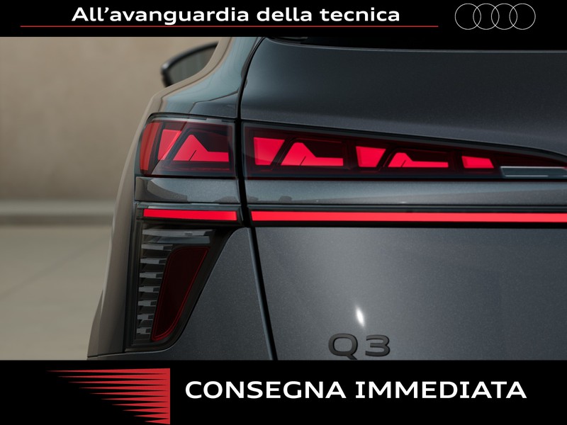 7 - Audi Q3 1.5 e-hybrid 272cv business s tronic