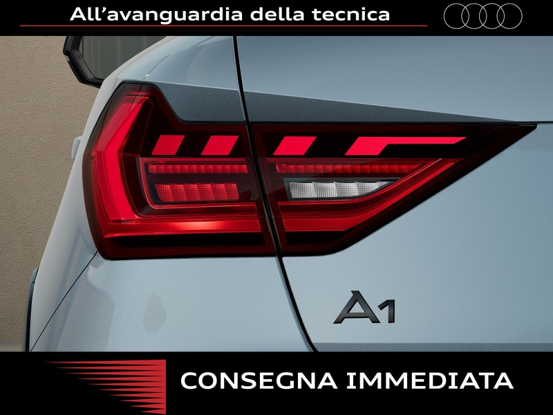 7 - Audi A1 allstreet 30 1.0 tfsi 116cv identity contrast