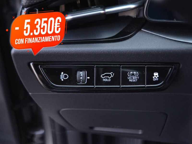 19 - Kia Niro 1.6 gdi hybrid 129cv evolution dct6