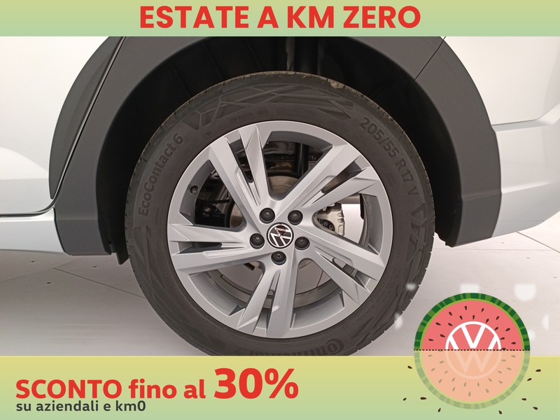 13 - Volkswagen Taigo 1.0 tsi 115cv r-line