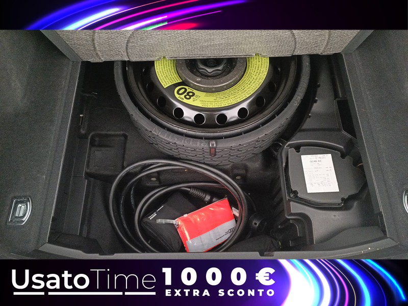 37 - Audi e-tron sportback 50 business quattro cvt