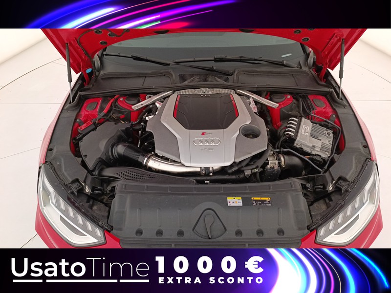 37 - Audi RS4 avant 2.9 v6 tfsi 450cv quattro tiptronic