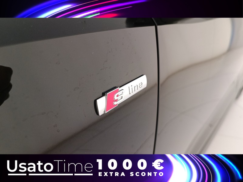 25 - Audi Q3 35 2.0 tdi s line edition s tronic