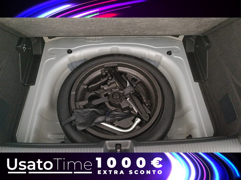 31 - Audi Q2 35 1.5 tfsi admired