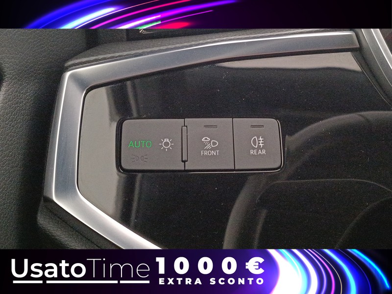 19 - Audi Q3 35 2.0 tdi s line edition s tronic