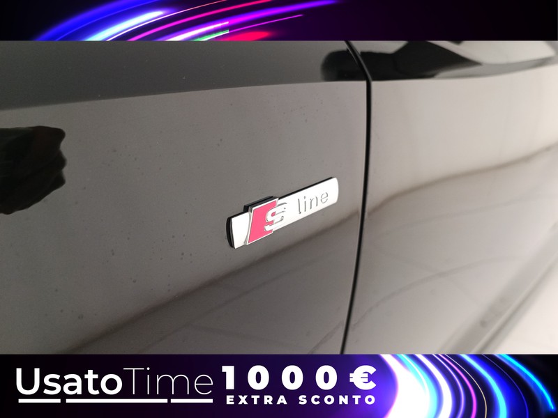 25 - Audi Q3 35 2.0 tdi s line edition s tronic