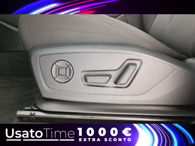 25 - Audi Q3 sportback 35 2.0 tdi s line edition s tronic