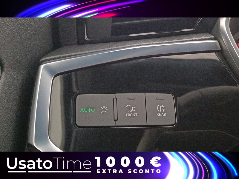 19 - Audi Q3 35 2.0 tdi s line edition s tronic